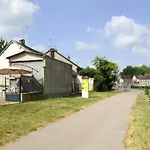 Le Claujovin Nyaraló